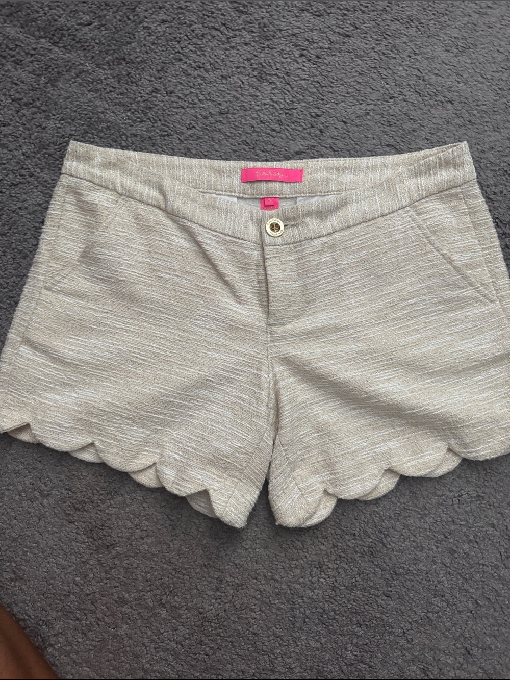 Lilly Pulitzer Gold tone scalloped hem